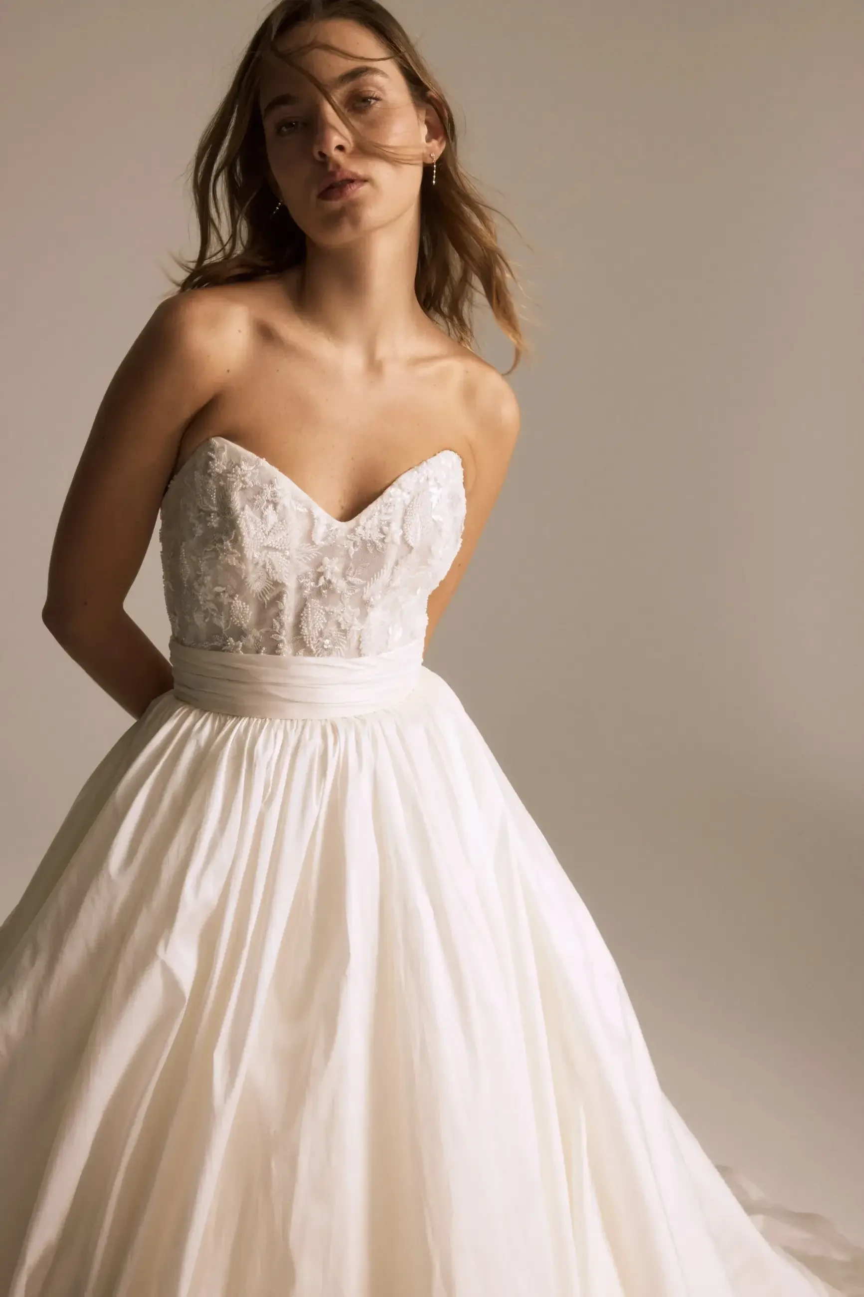 Nouvelle by Amsale Trunk Show